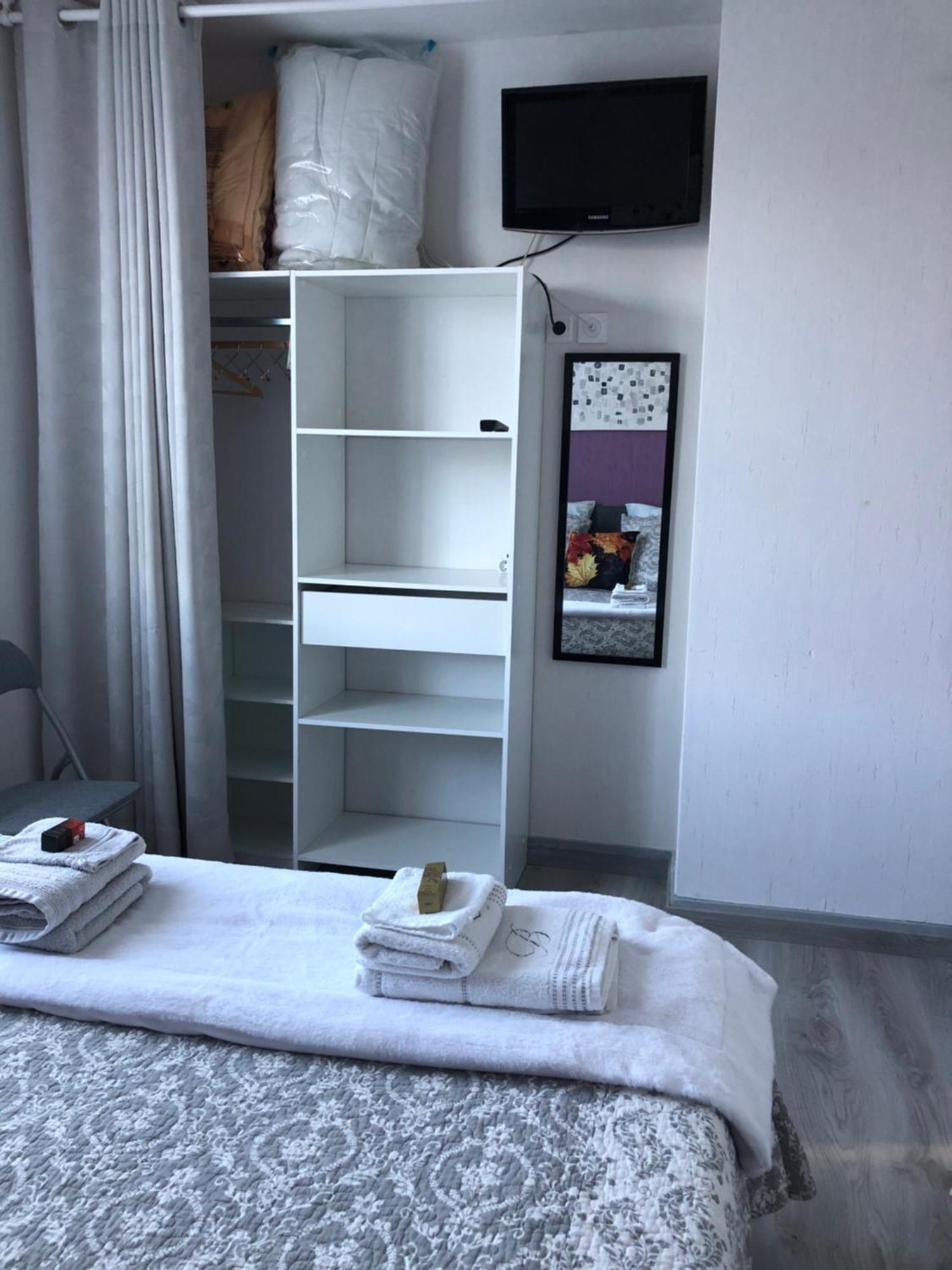« Chez Annie » Bed and Breakfast Doué-la-Fontaine Eksteriør billede